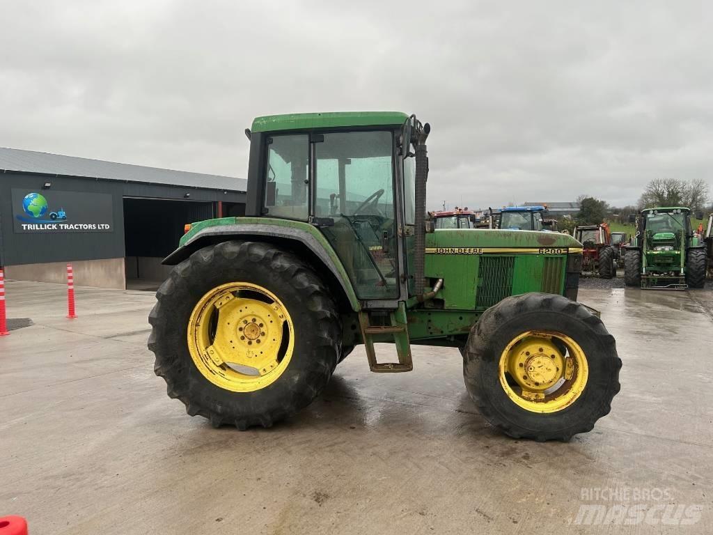 John Deere 6200 Трактори