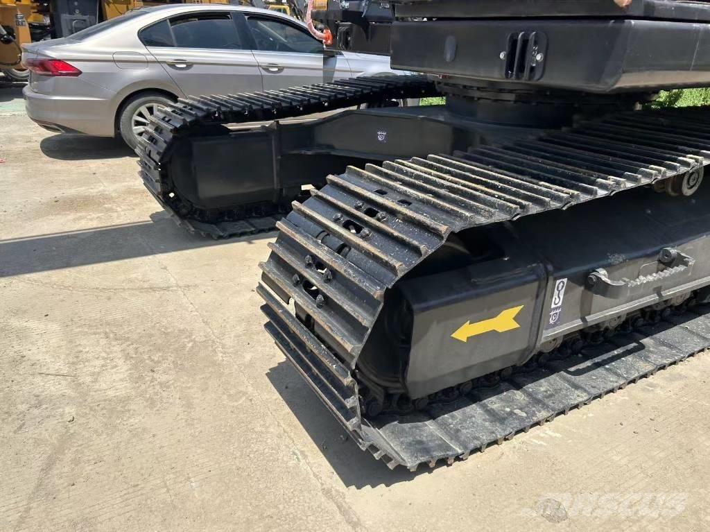 Volvo EC 220 Верижен екскаватор