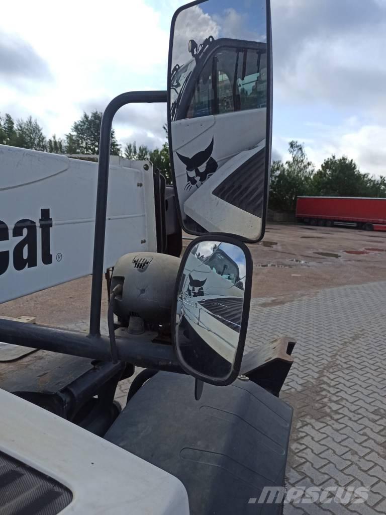 Bobcat T 40.180 Телескопични товарачи