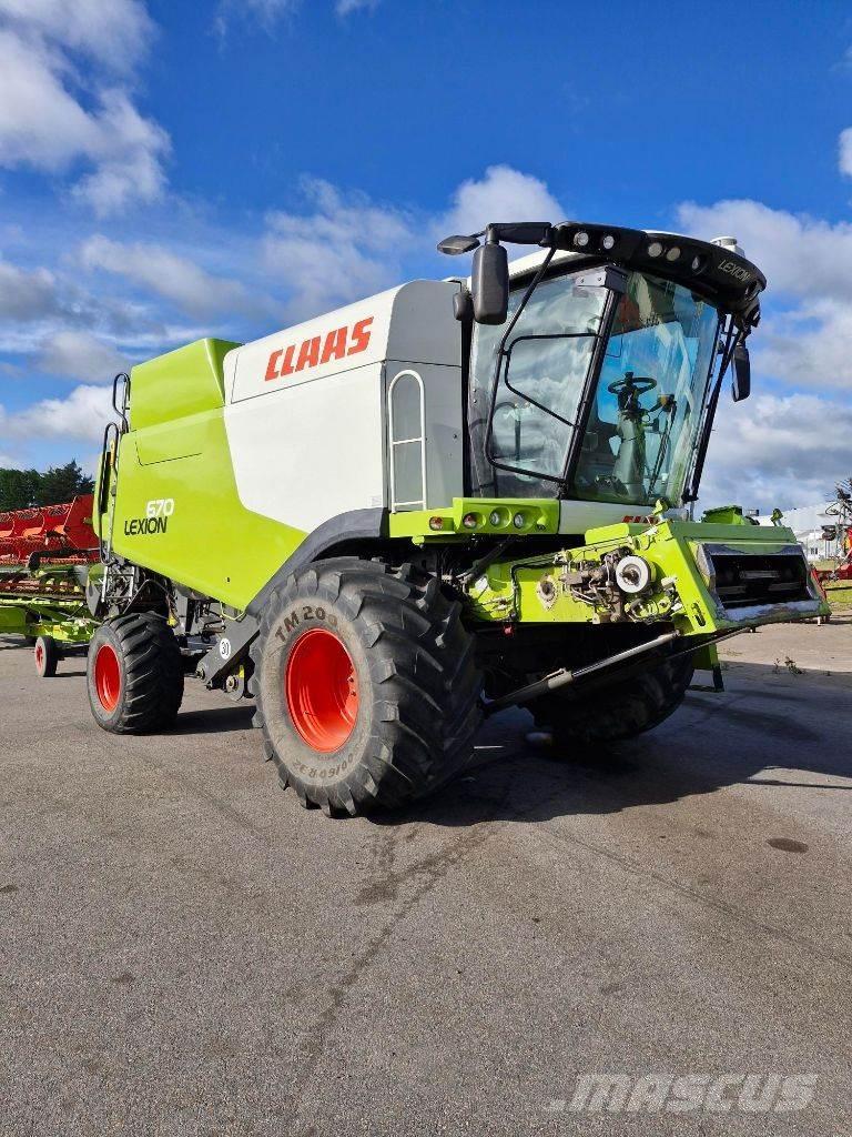 CLAAS Lexion 670 Комбайни