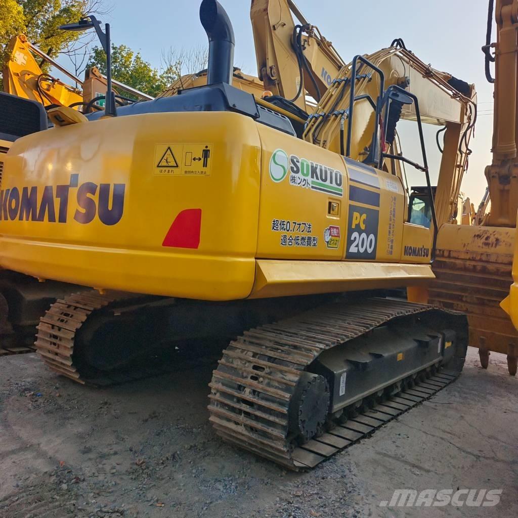 Komatsu PC200-8 Верижен екскаватор