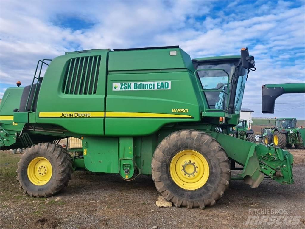 John Deere W650 Комбайни