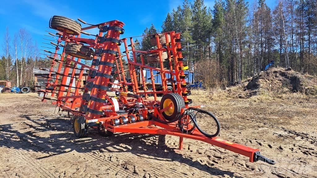 Väderstad Ferox 700 Брани