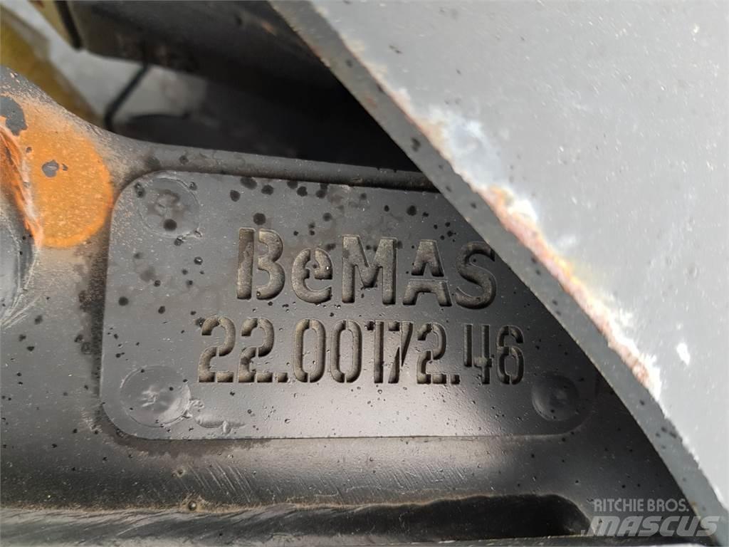 TL 300 SW010 Товарачи със заден ескаватор