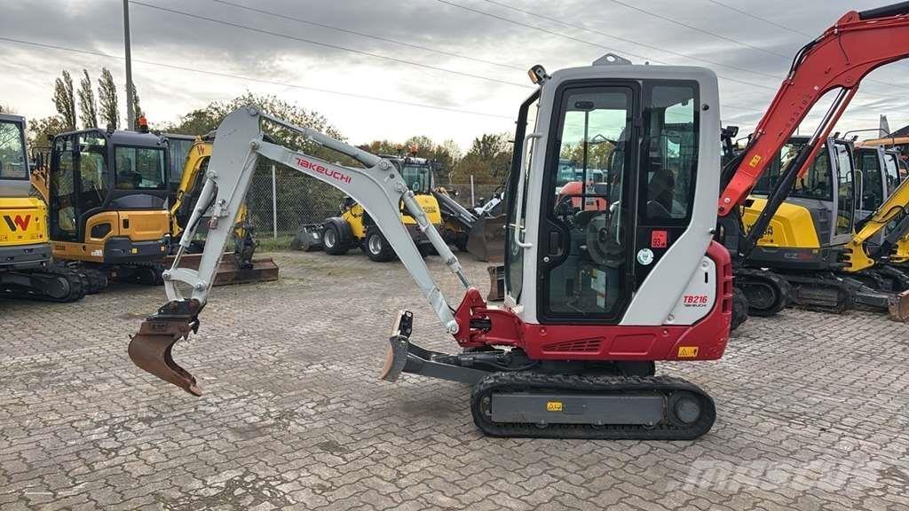 Takeuchi TB216 Мини екскаватори < 7 т