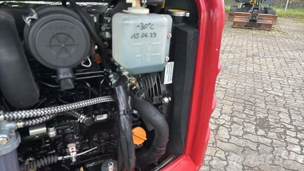 Takeuchi TB216 Мини екскаватори < 7 т