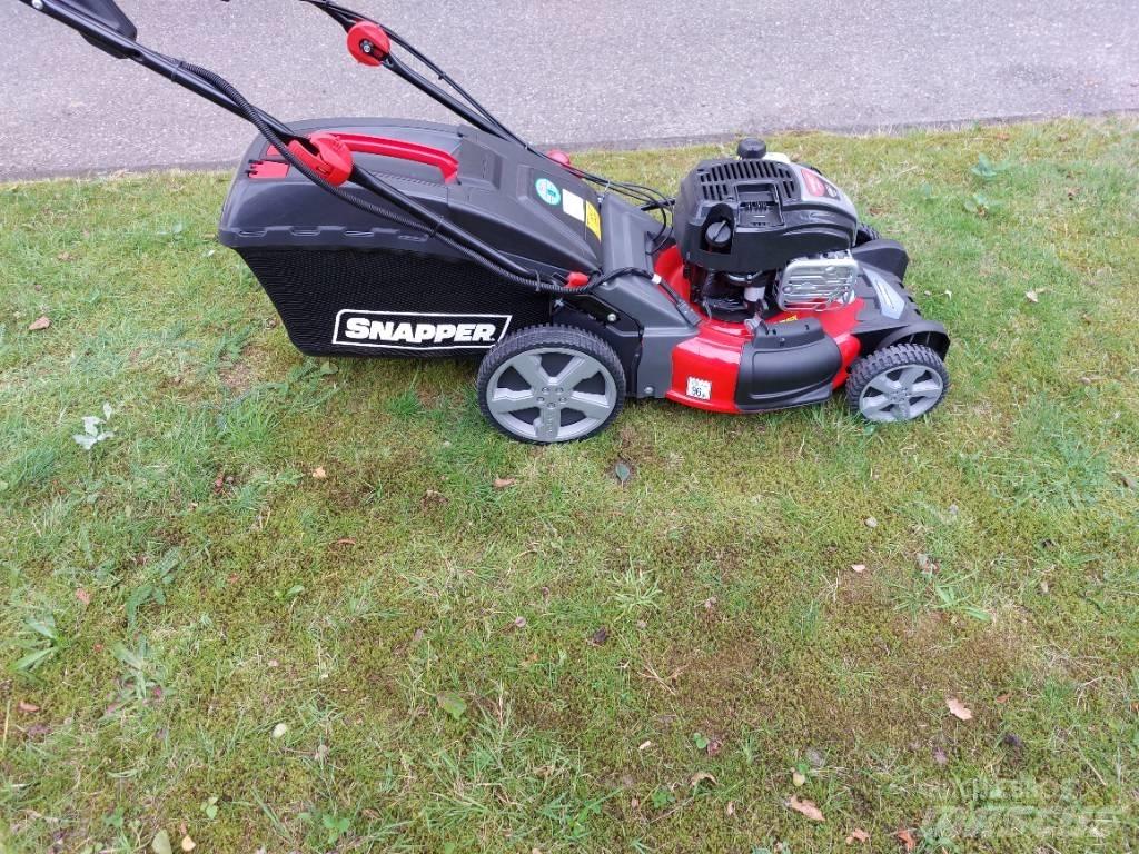 Snapper NX80 S Бутащи се косачки