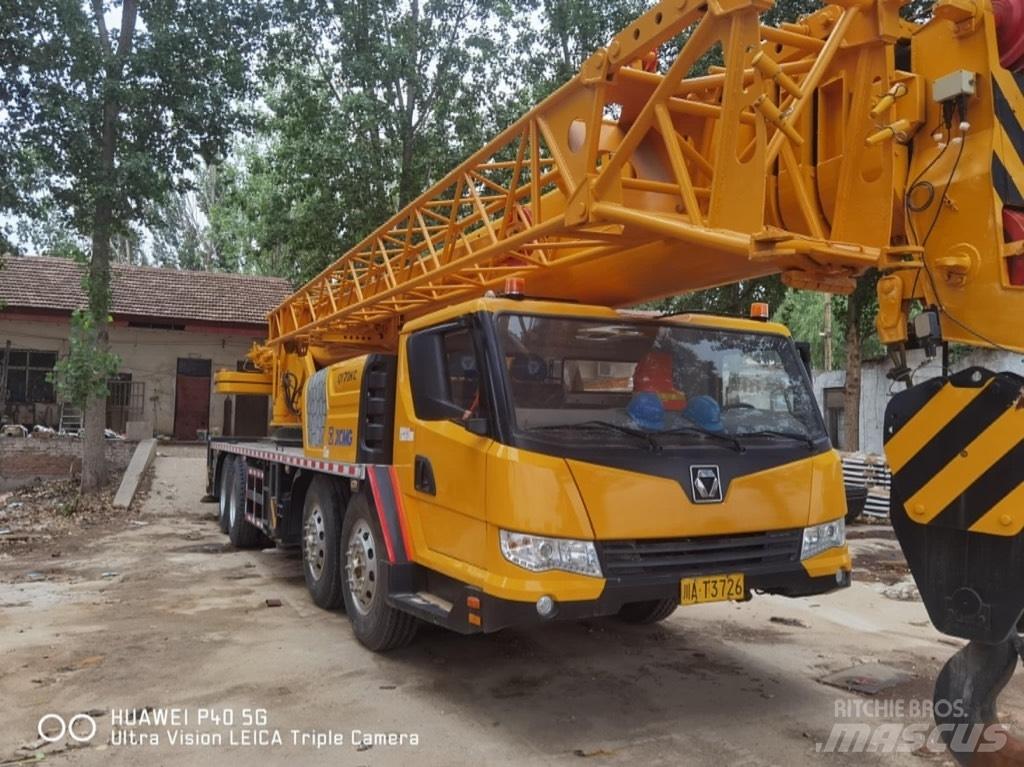 XCMG QY70K Всъдеходни кранове