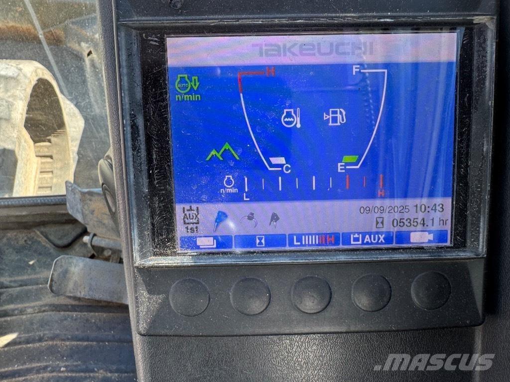Takeuchi TB290 (01079) Средни екскаватори 7т - 12т