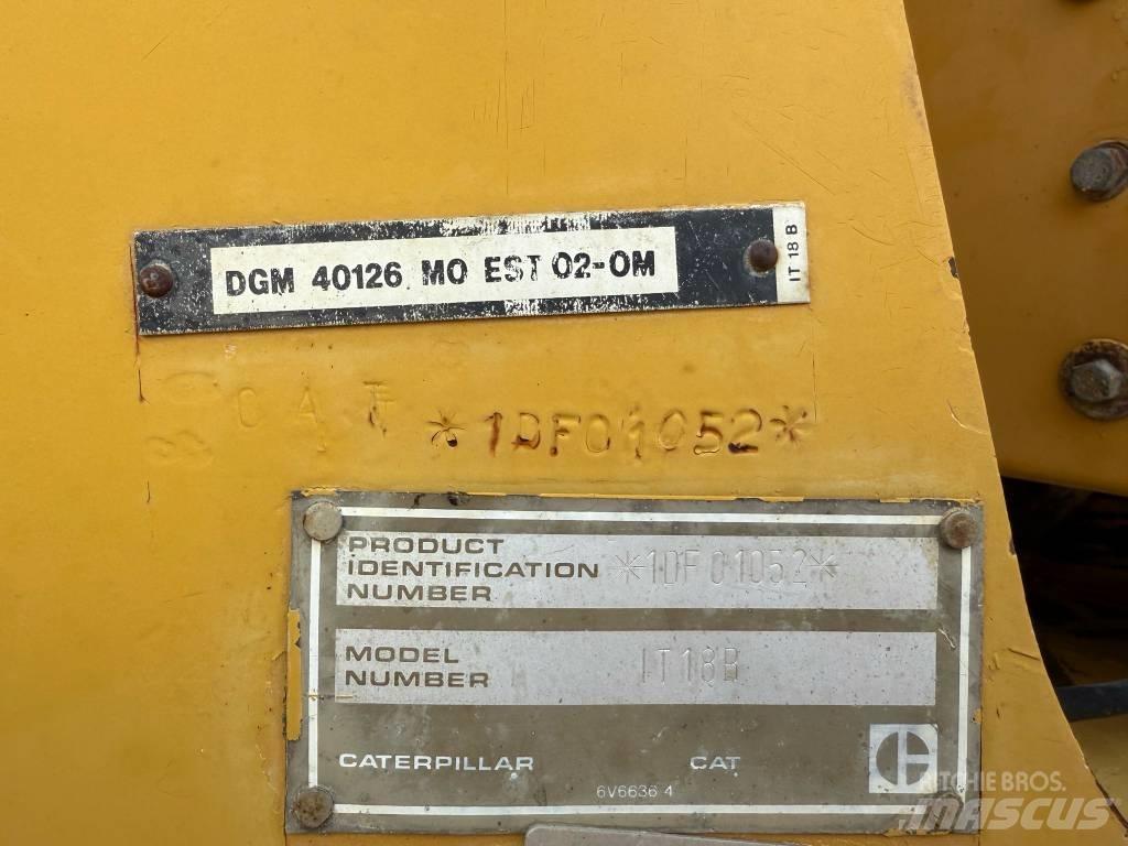 CAT IT 18 B Колесни товарачи