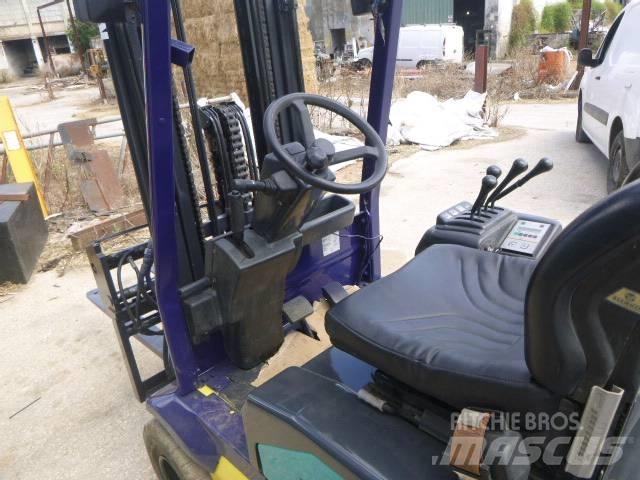 Komatsu FB18M-2R Електрически вилични кари-повдигачи