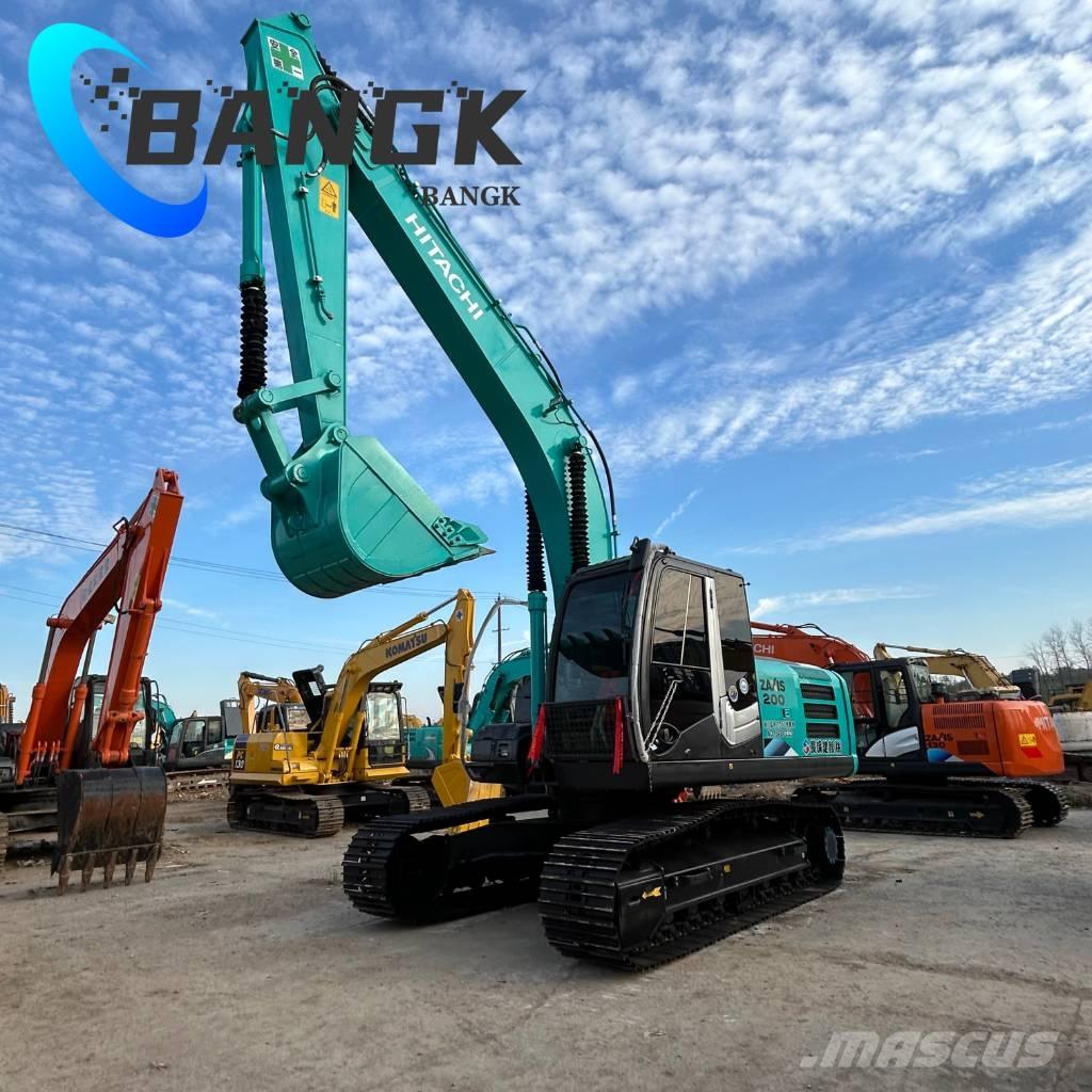 Hitachi 200 Колесни екскаватори