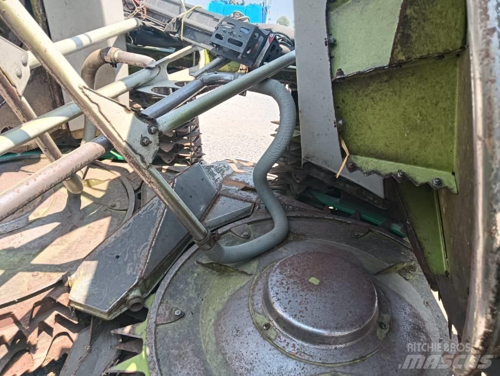 CLAAS Orbis 600 Самоходни фуражири