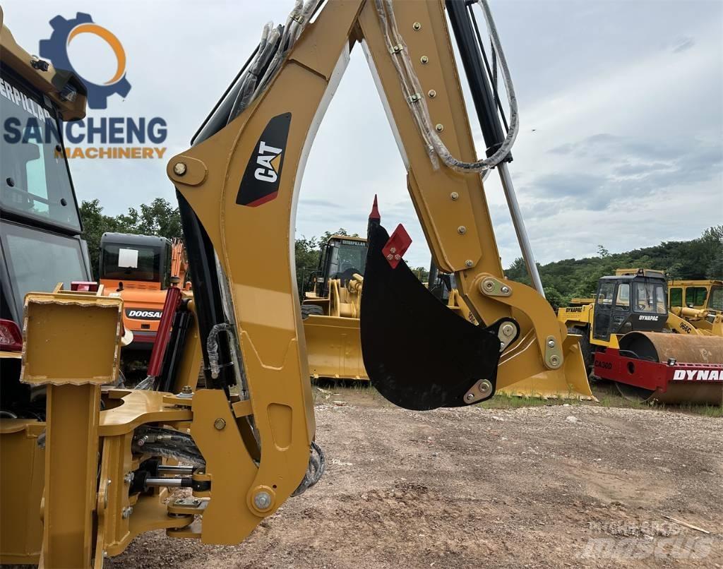 CAT 432F Товарач със заден ексватор