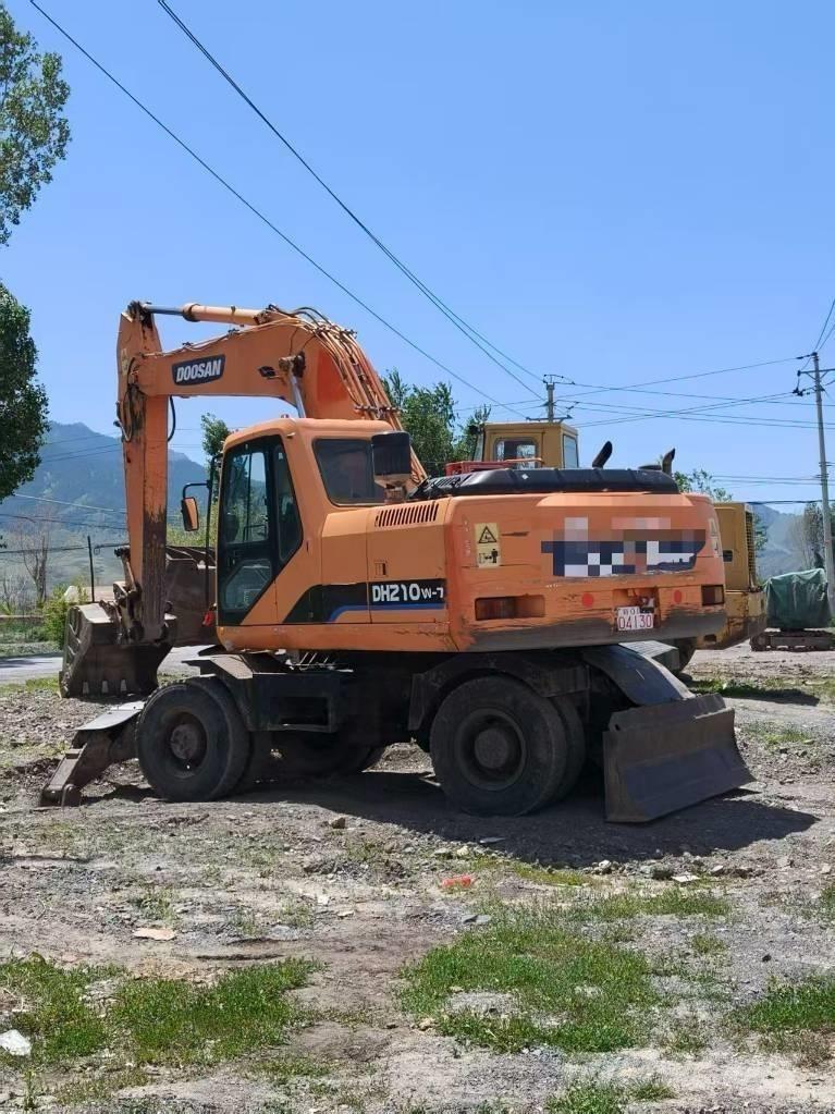 Doosan DH210W-7 Колесни екскаватори