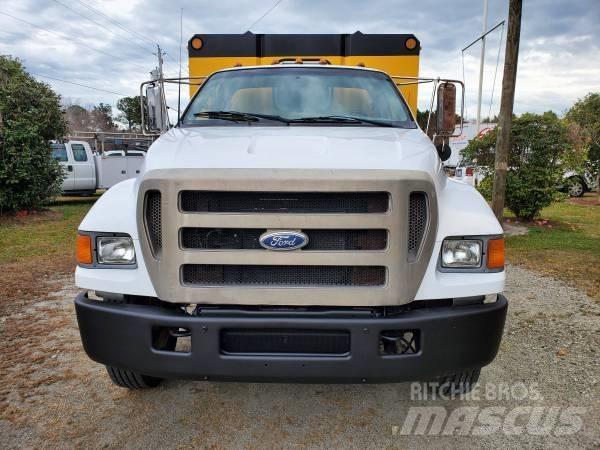 Ford F 650 XL SD Камиони за дървени стърготини
