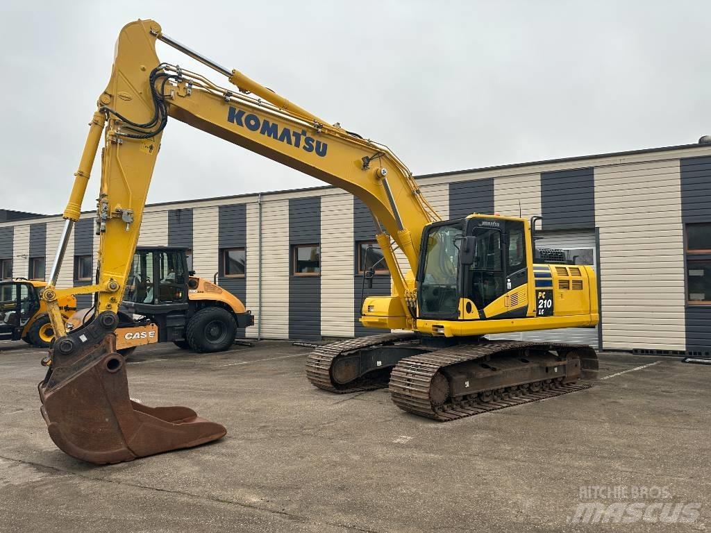 Komatsu PC210LC-11 Верижен екскаватор