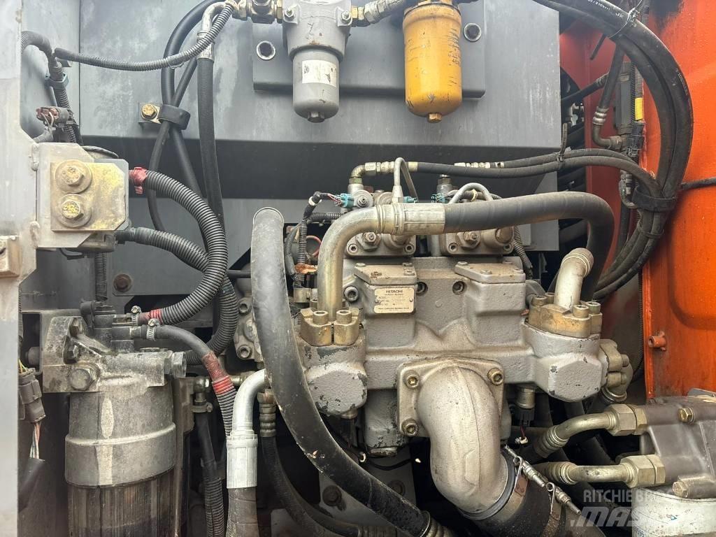 Hitachi ZX 140 W-3 Колесни екскаватори
