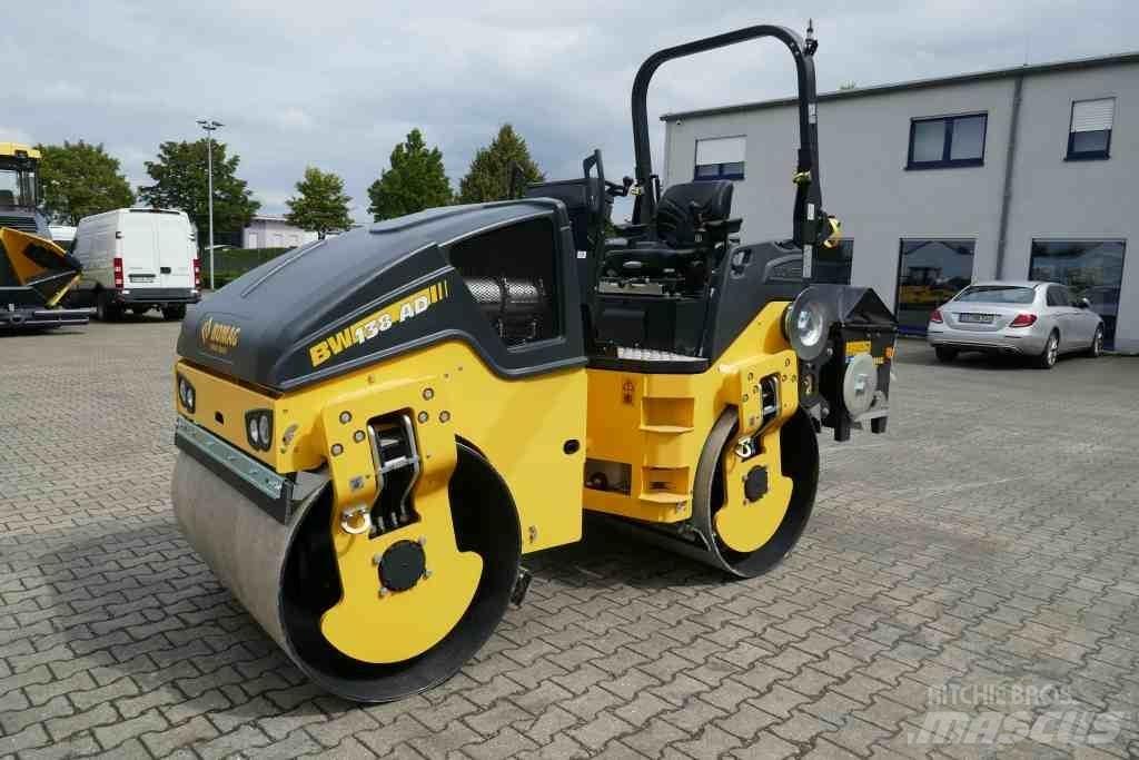 Bomag BW 138 AD-5 Двойни барабанни ролки
