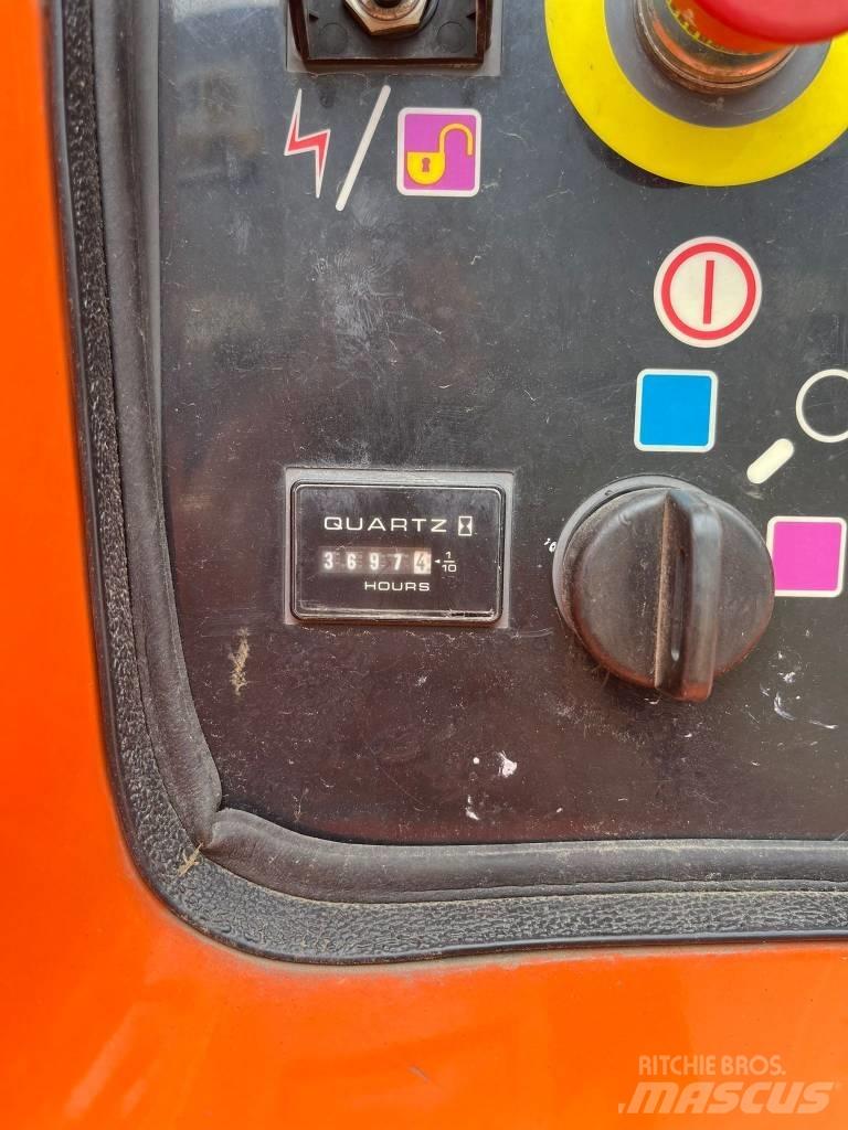 JLG 860 SJ Телескопични повдигачи
