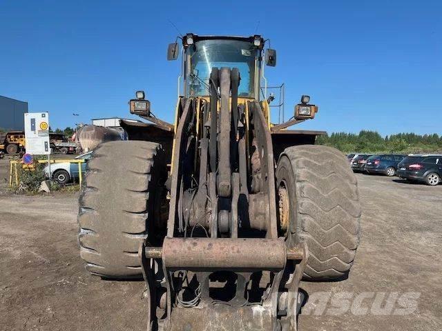 Volvo L220D Колесни товарачи