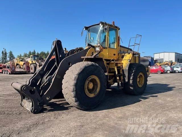 Volvo L220D Колесни товарачи