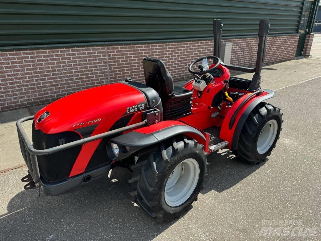Carraro TTR4400 Багери