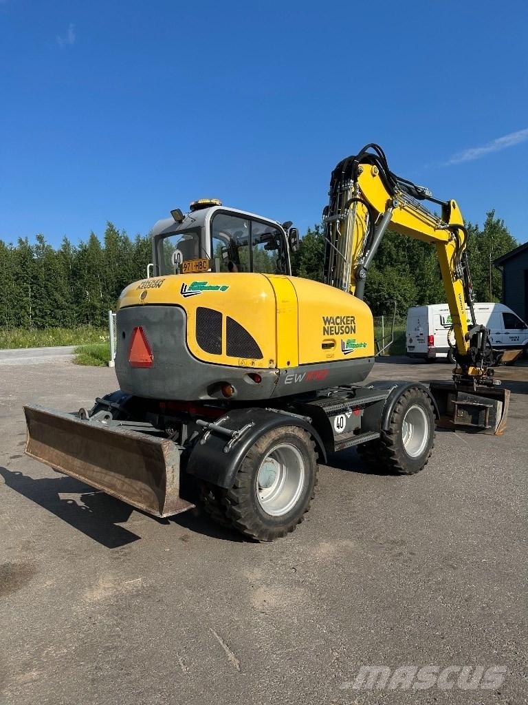 Wacker Neuson EW 100 Колесни екскаватори