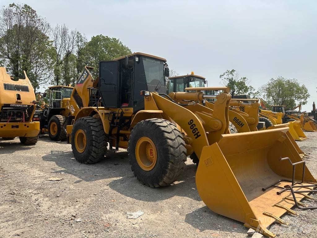 CAT 966H Колесни товарачи