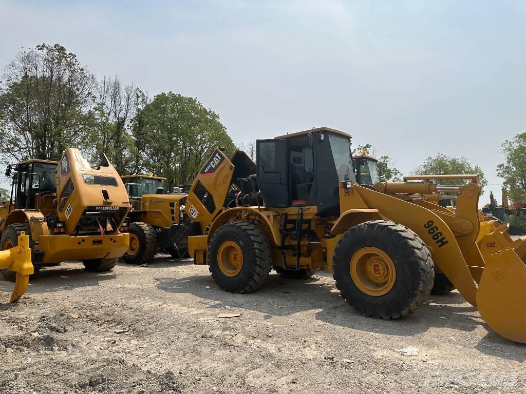 CAT 966H Колесни товарачи
