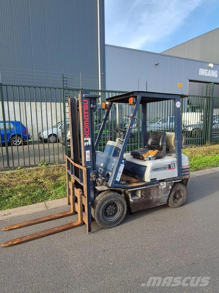 Komatsu fg15-15 Камиони с АГУ