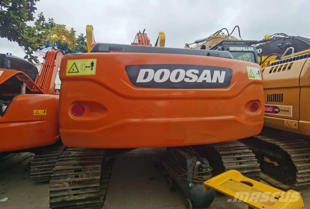 Doosan DX 225 LC Верижен екскаватор
