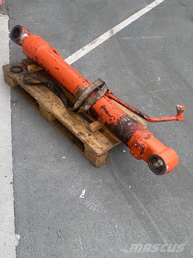 Hitachi ZX 250 LC Верижен екскаватор