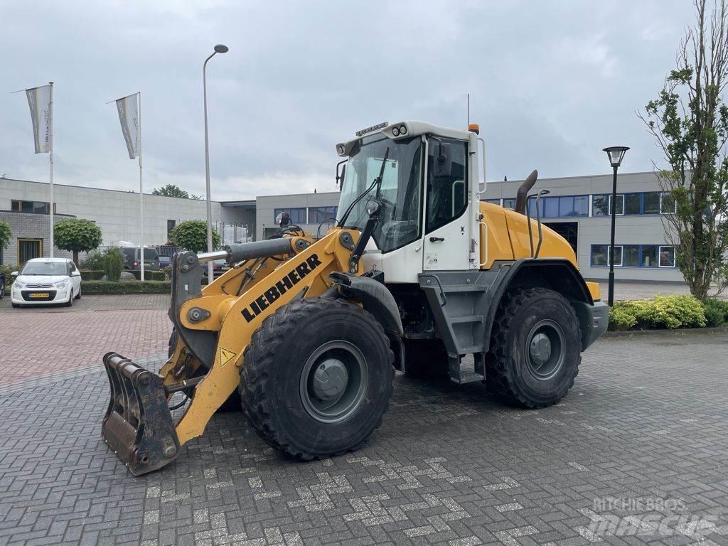 Liebherr L538 Колесни товарачи