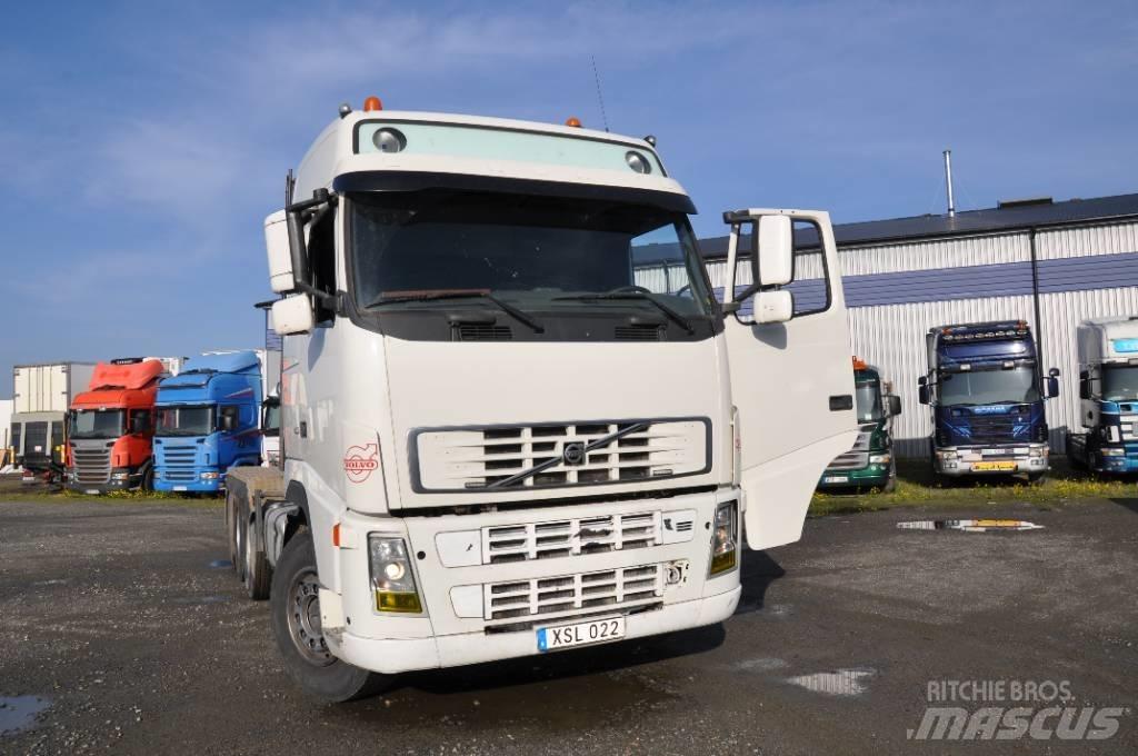 Volvo FH480 37 8X4 Камиони с кран с кука