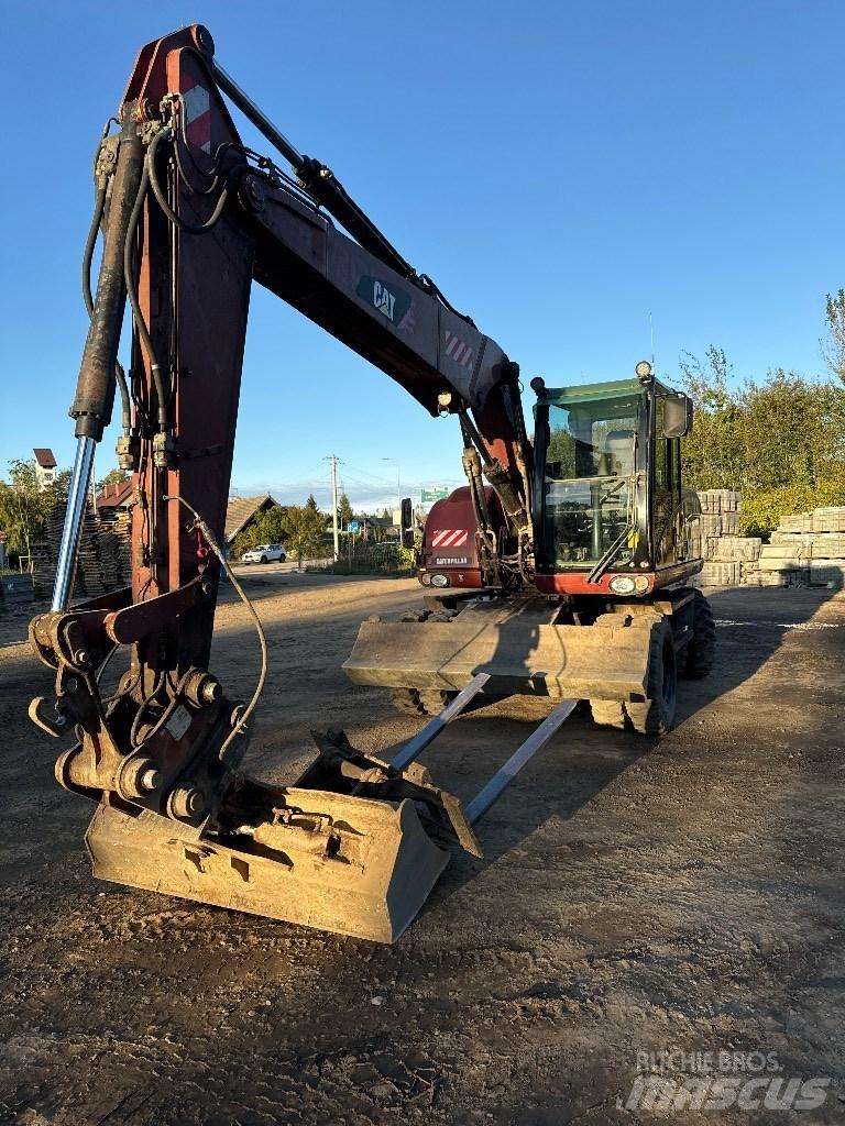 CAT 313 D Колесни екскаватори
