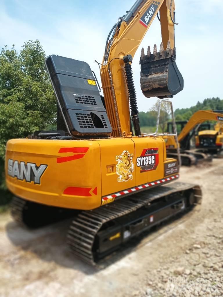 Sany SY 135C Средни екскаватори 7т - 12т