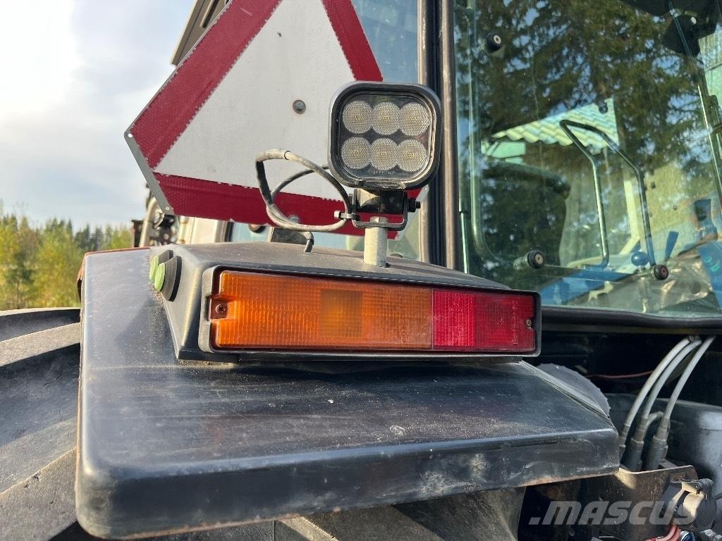 Massey Ferguson 3080 Трактори
