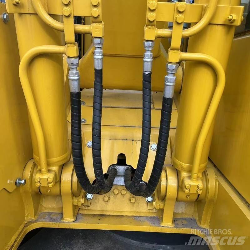 Komatsu PC 138 Верижен екскаватор