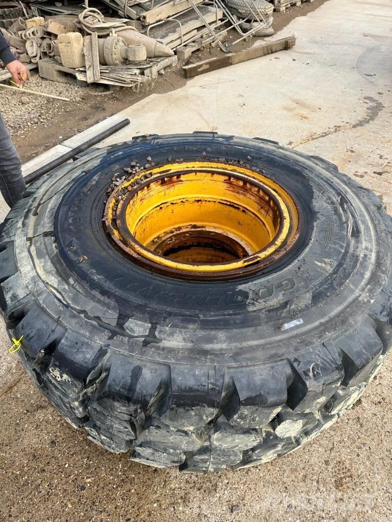 Goodride 23.5R25 Гуми