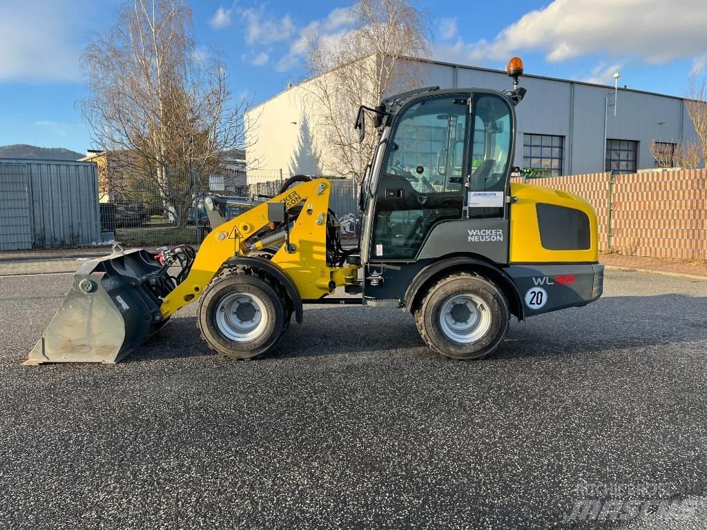 Wacker Neuson WL 32 Колесни товарачи