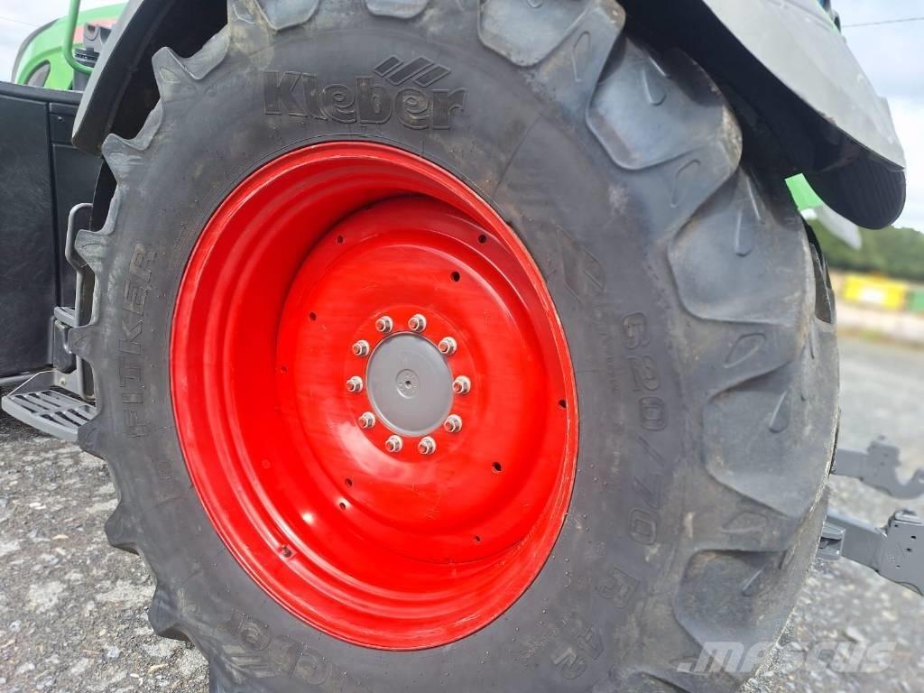 Fendt 720 Vario Трактори