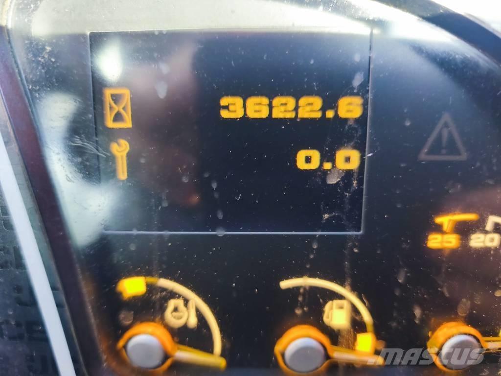 JCB 525-60 Телескопични товарачи