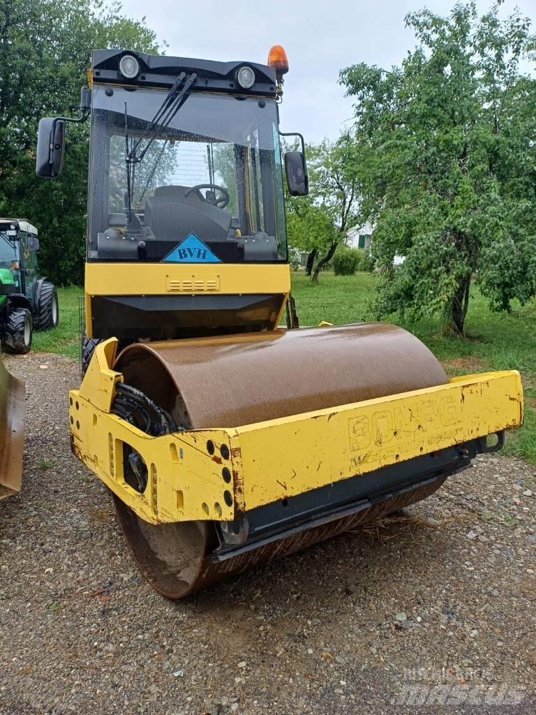 Wacker Neuson ET 90 Средни екскаватори 7т - 12т