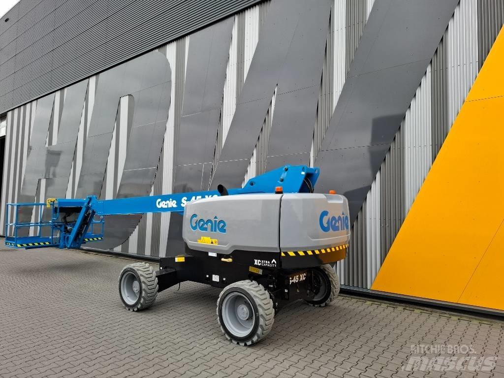 Genie S-45XC Телескопични повдигачи
