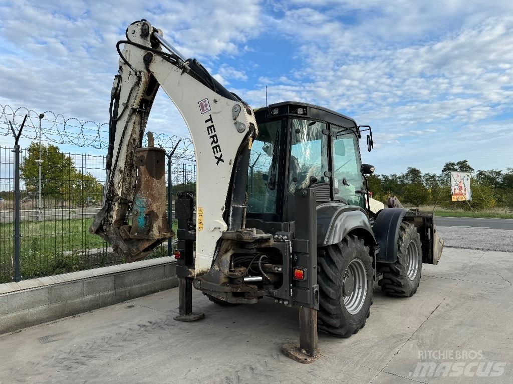 Terex TLB 990 Товарач със заден ексватор