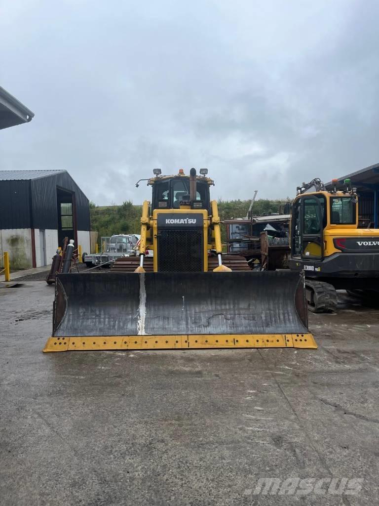 Komatsu 65 PX-17 Верижни булдозери
