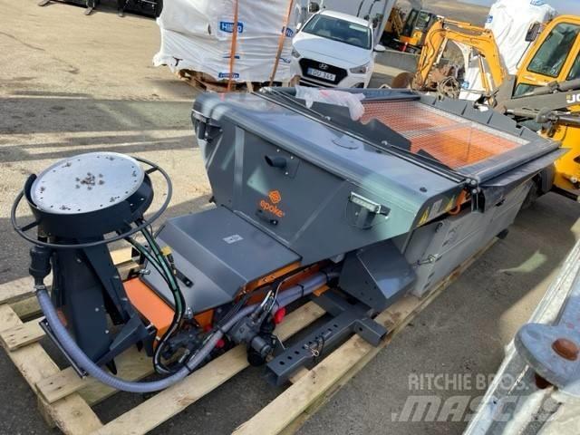 Epoke S2400 ES Машина за разпръскване на луга
