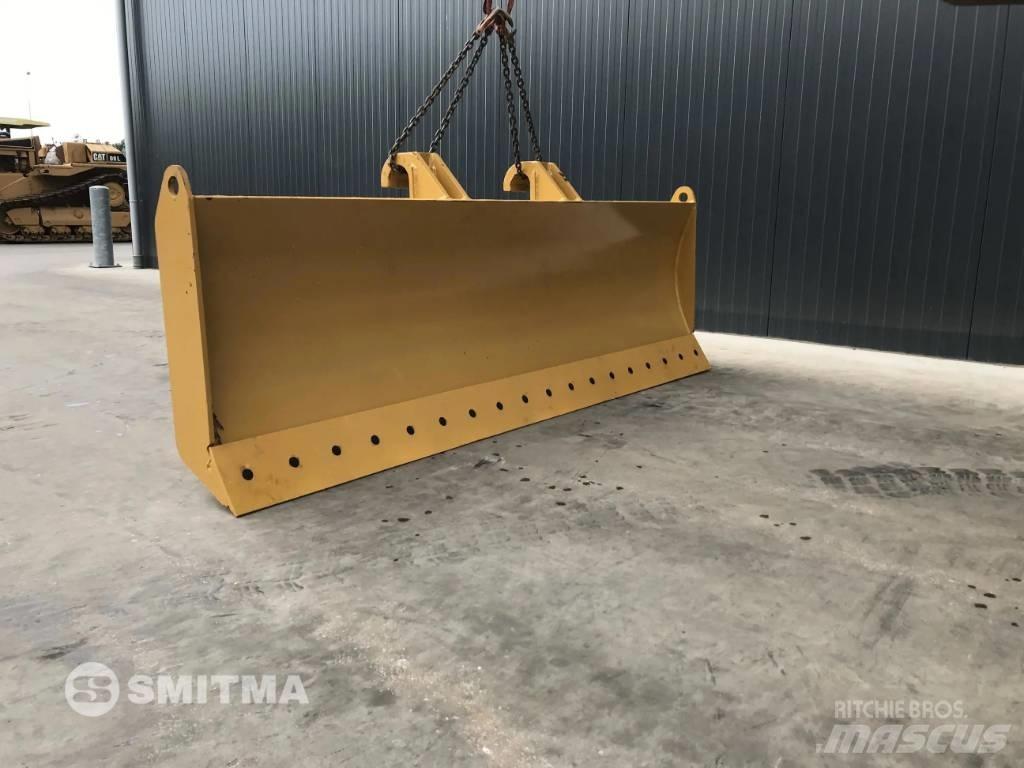 Komatsu QR Остриета