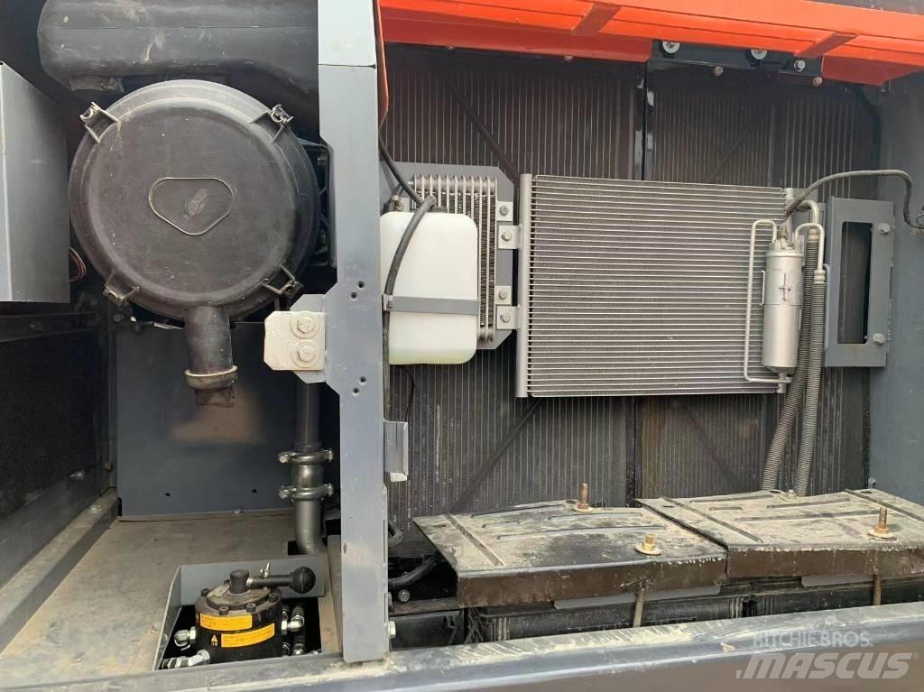 Hitachi ZX 200-3 Верижен екскаватор